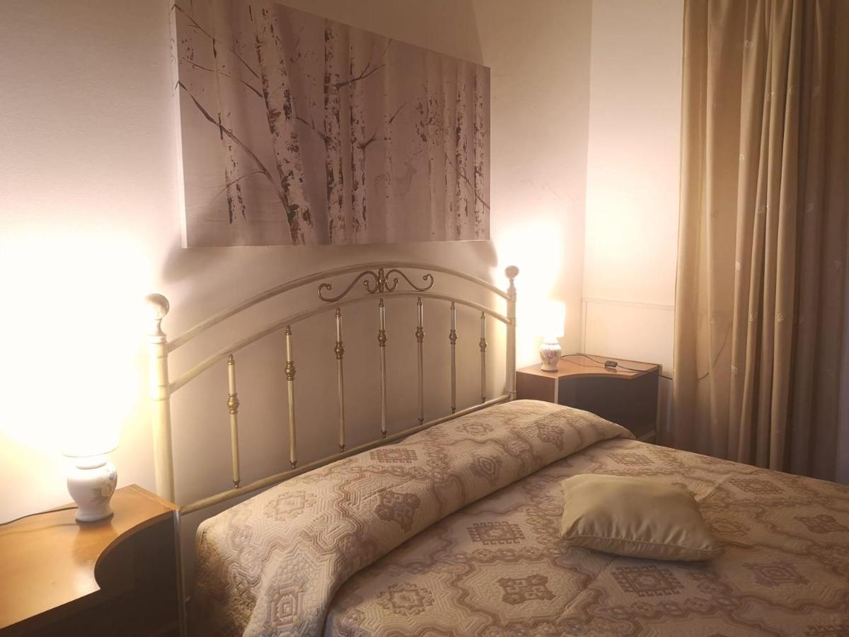 Assueli B&B Асемини Екстериор снимка