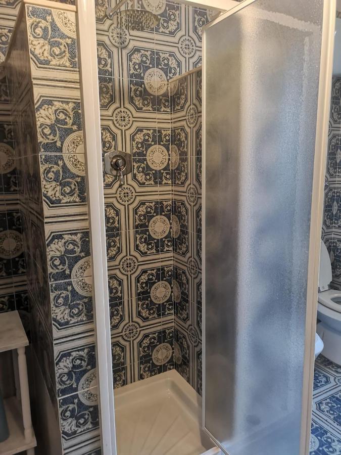 Assueli B&B Асемини Екстериор снимка